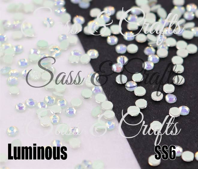 Luminous Glass Rhinestones