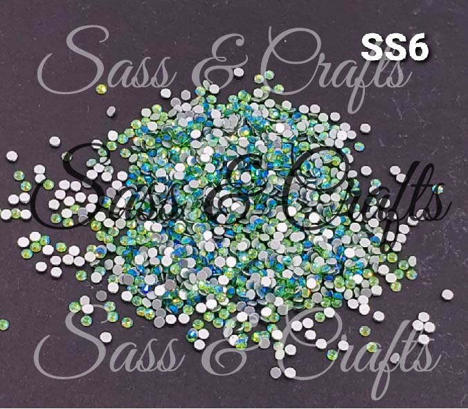 Light Peridot AB Glass Rhinestones